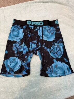 NEW PSD Black Compression Shorts with Blue Rose & Butterfly Print size medium